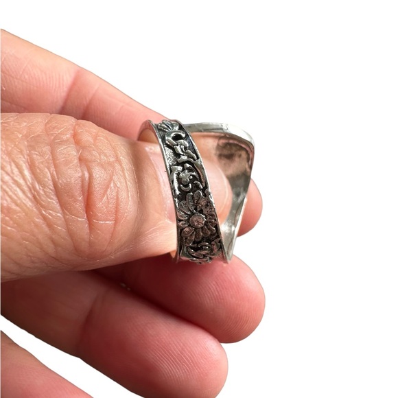 Silver Plated Floral Spoon Wrap Ring - Picture 5 of 8